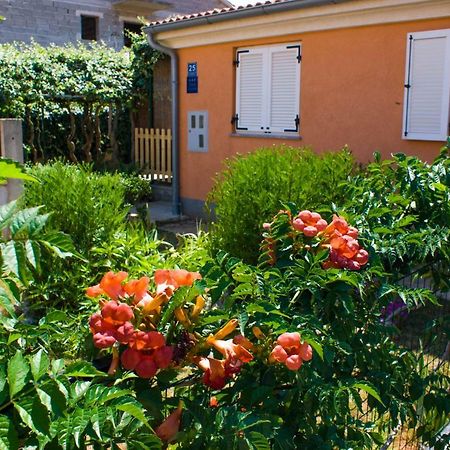 Apartmani Arijana Medulin Exterior photo