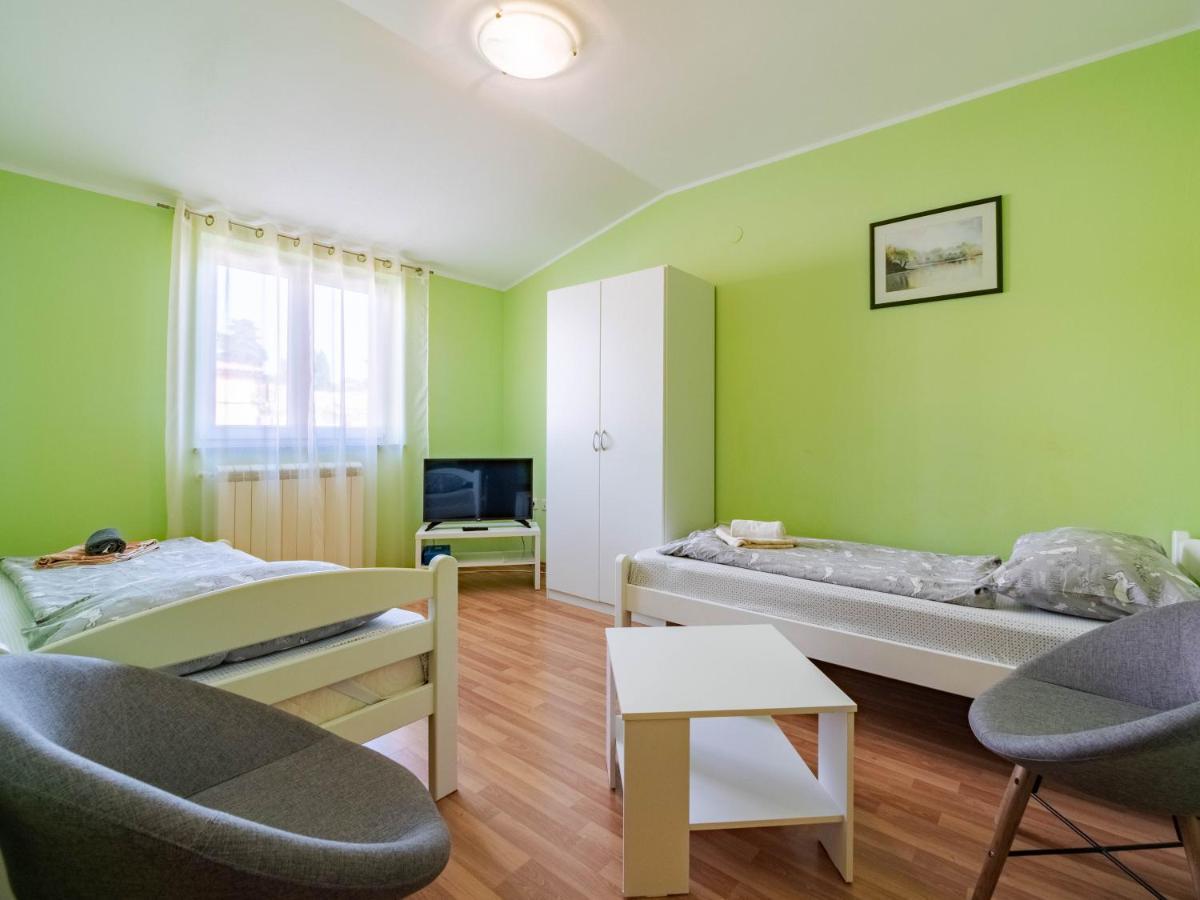 Apartmani Arijana Medulin Exterior photo