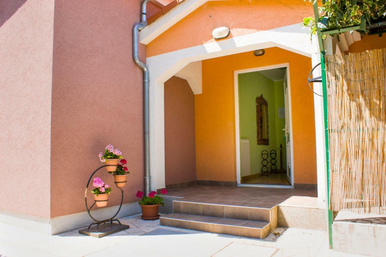 Apartmani Arijana Medulin Exterior photo